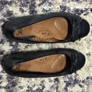 Sofft flat shoes